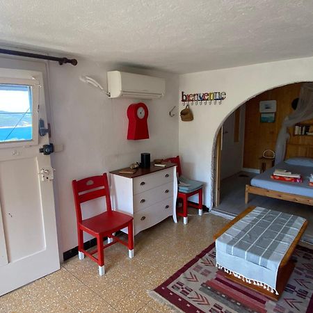 Apartamento Les Oreades, Studio Le Marin Avec Vue Mer Imprenable Île du Levant Exterior foto